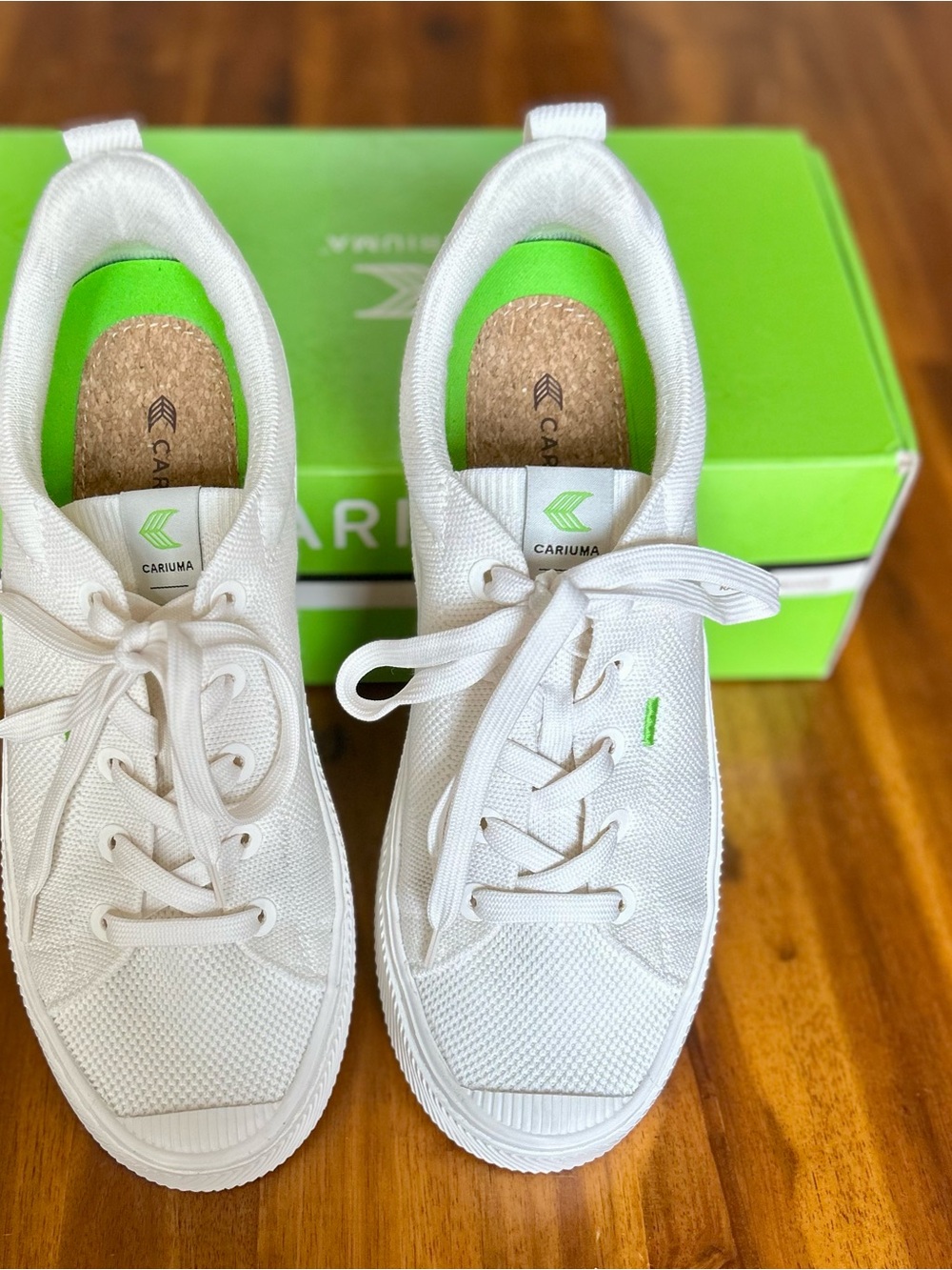 Cariuma White Canvas Sneakers